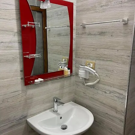 The White Гостевой дом