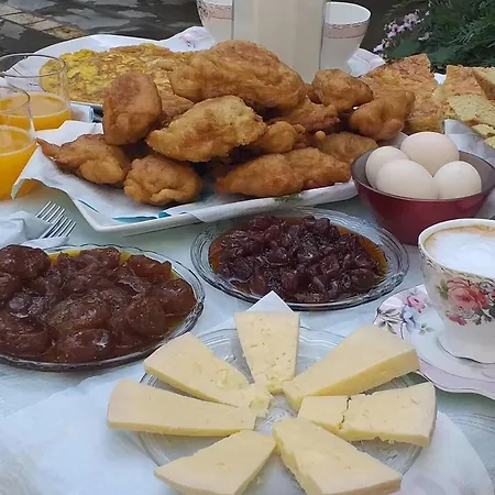 بيت ضيافة The White 4*