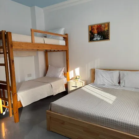 بيت ضيافة The White 4*